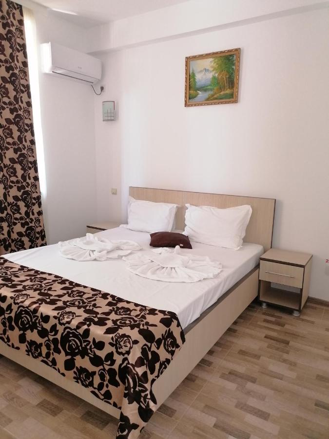 Hotel Coralis 2 Западен Ефорие Екстериор снимка