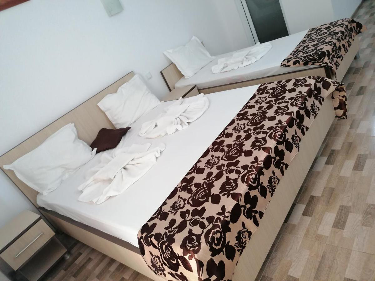 Hotel Coralis 2 Западен Ефорие Екстериор снимка